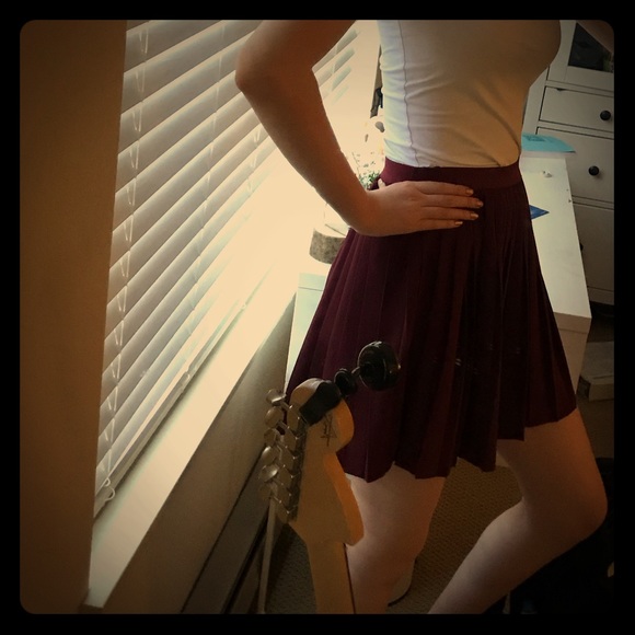 H&M high waisted elastic mini skirt - Picture 1 of 4